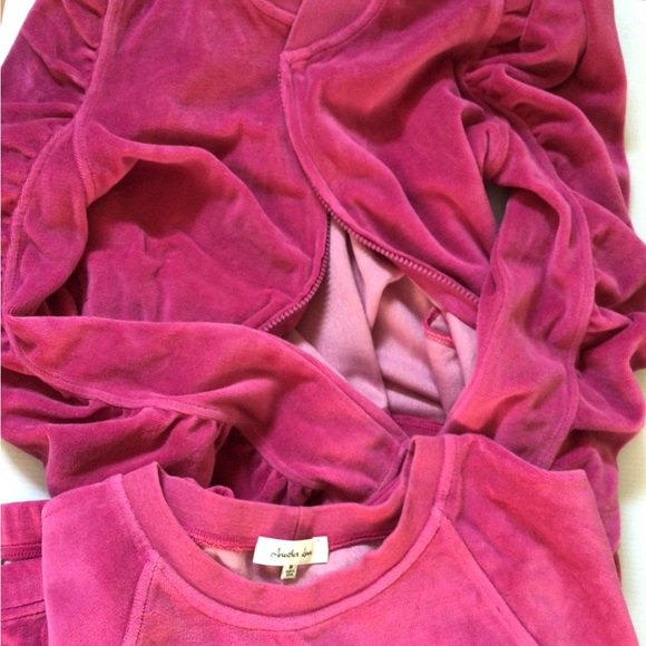 NEW! Another love 3 piece set! 💕💕💕 - Picture 14 of 16